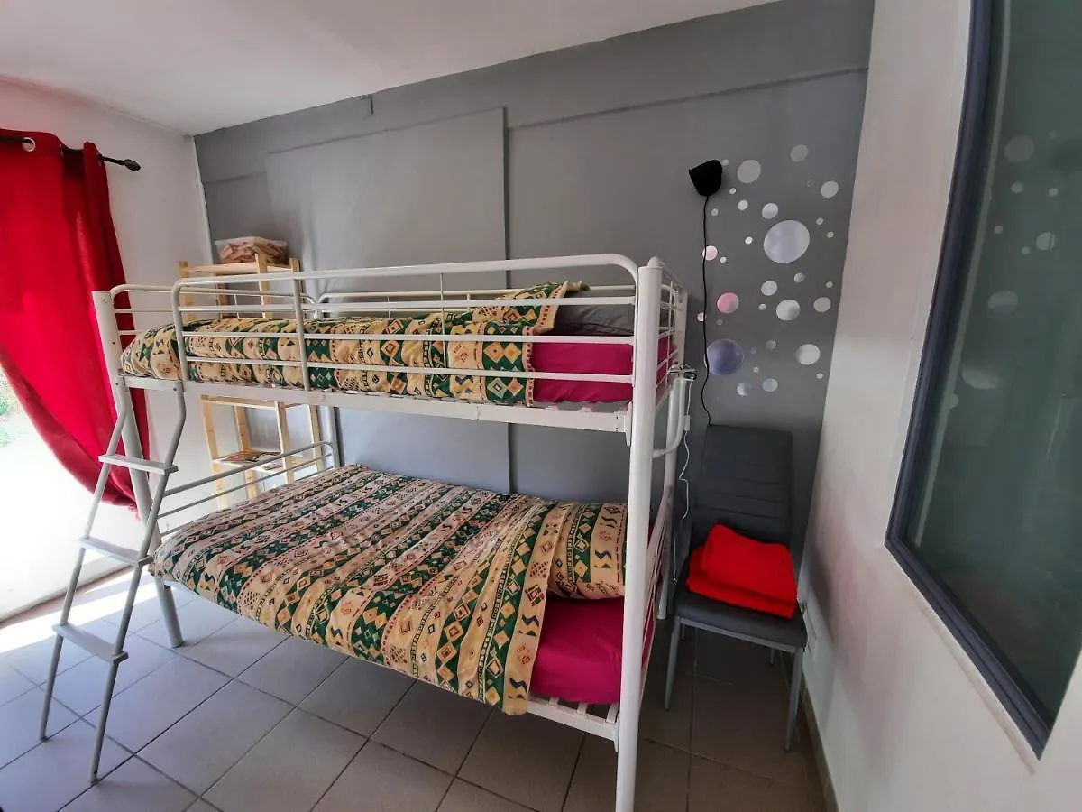 Superbe Appartement F2 Neuf : Terrasse, Barbecue. セイヤン 0*,  フランス